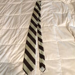 Men’s Tie 

Stain Free